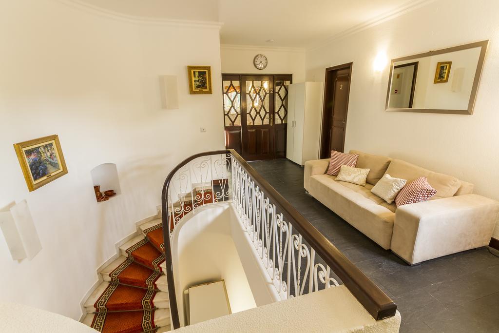 Hotel Holiday Lagos Exterior foto